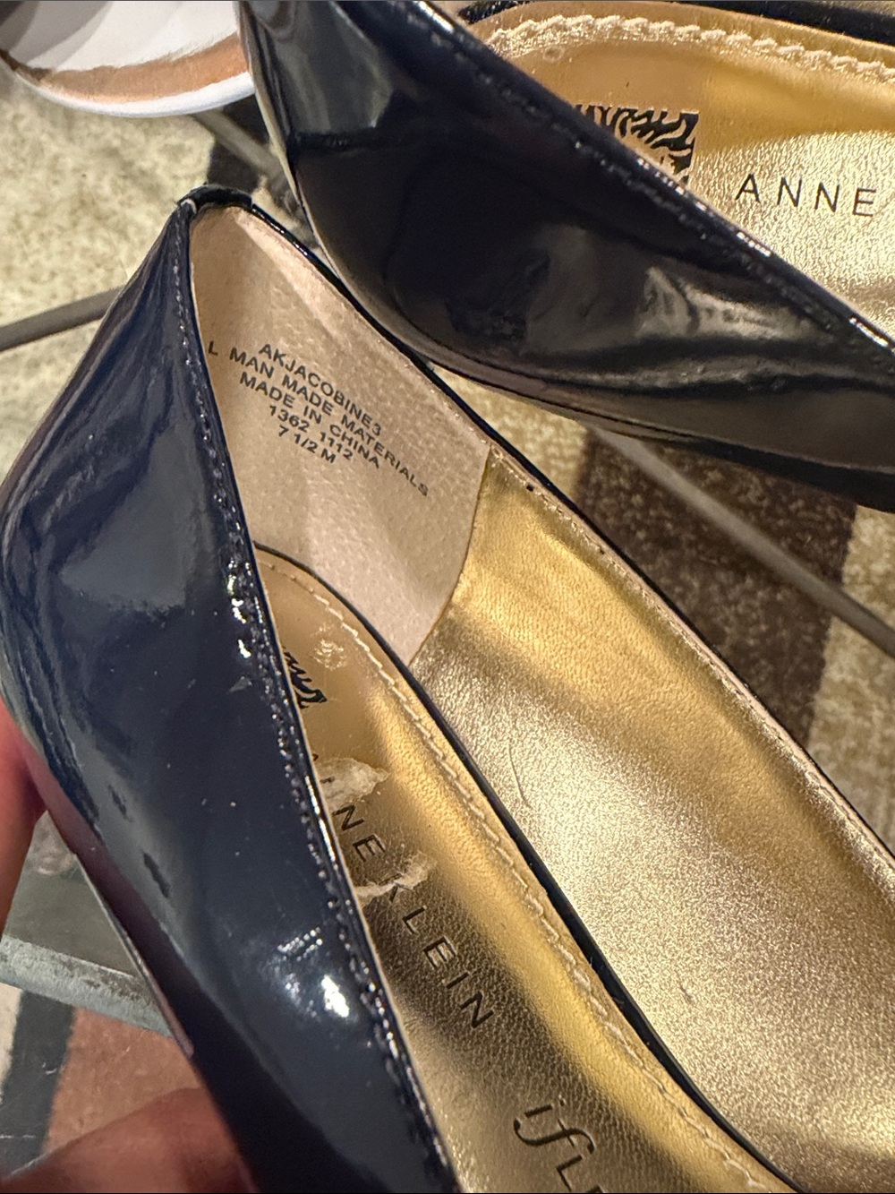 Anne Klein Iflex Navy Patent Shoes 7.5 with Gold Buckle - Picture 3 of 5